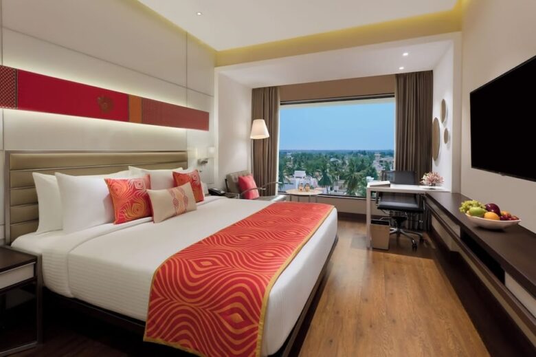 Do hotel rooms in Vellore offer 24-hour room service?